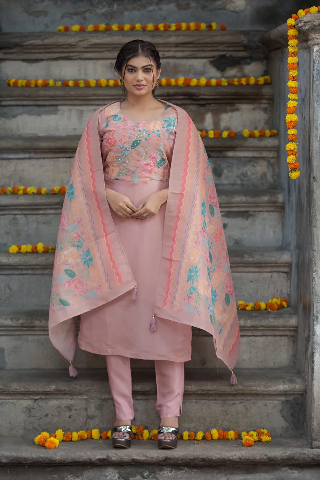 WhatsApp Image 2024-11-09 at 23.51.42_63bf8df2